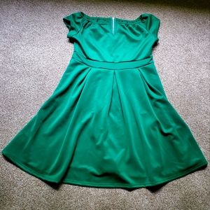 Plus Emerald Off The Shoulder Midi Cocktail Dress